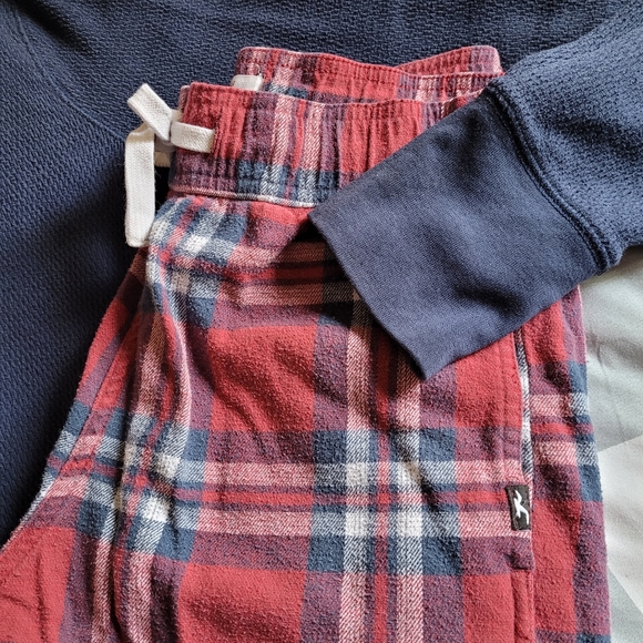 Men's Hollister pajama/lounge set - Picture 3 of 14